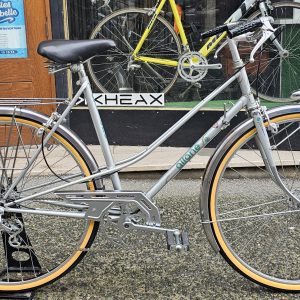 Vélo de ville Gitane état neuf !